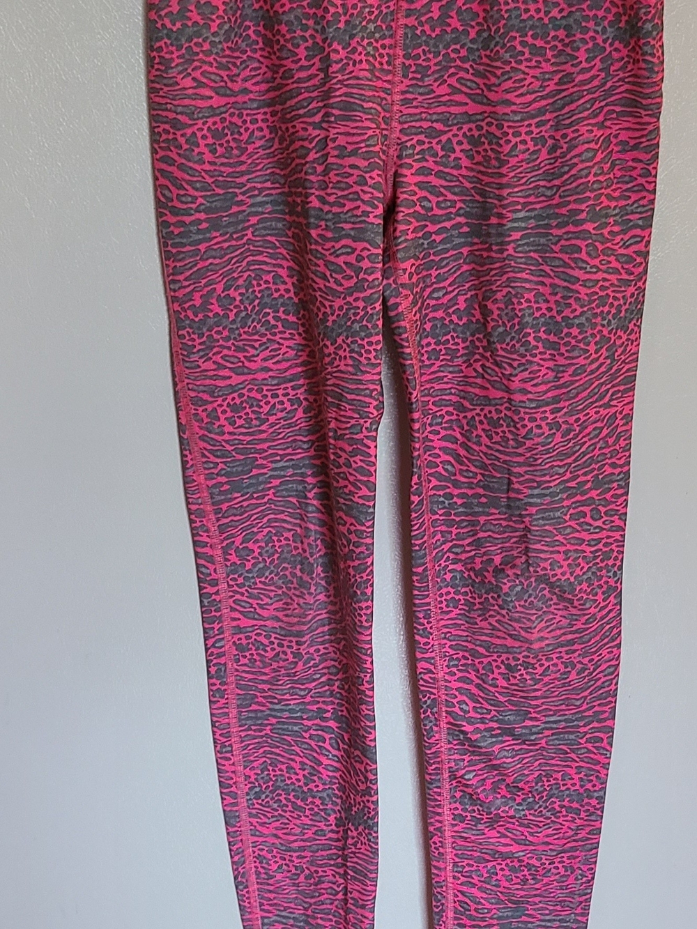 Nike Pro Pink and Black Performance Leggings